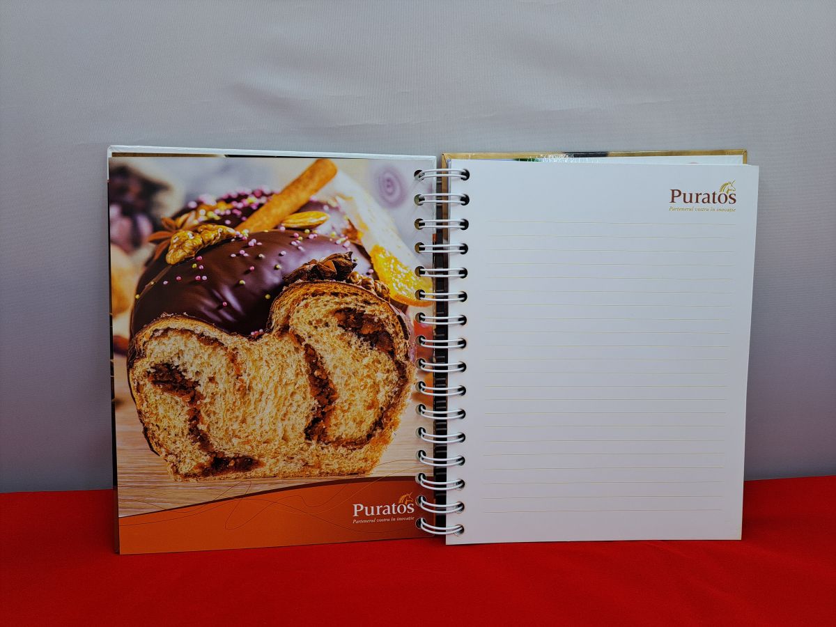 Agenda cu publicitate și poze